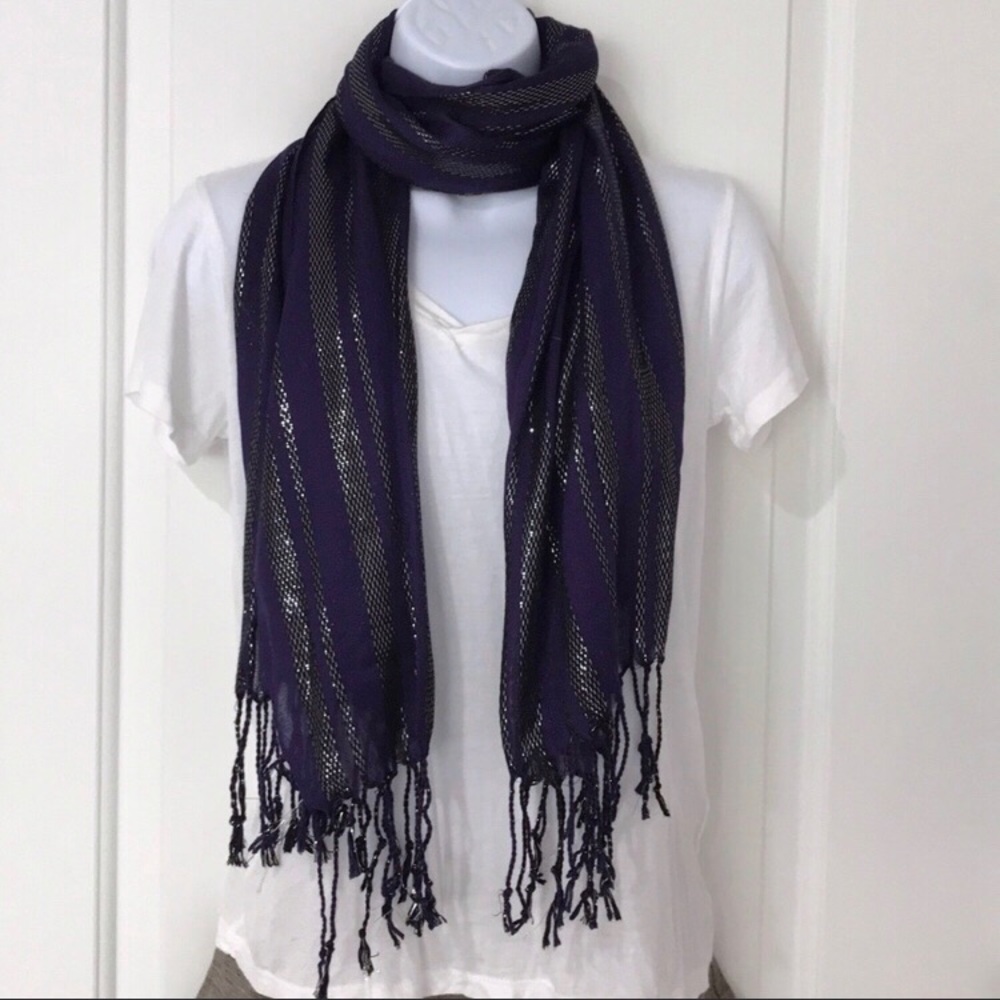 Purple scarf with silver lurex threads EUC